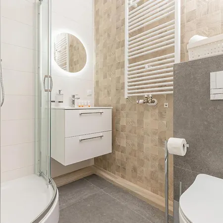 Awanport Zeromskiego By Renters Apartman Gdynia