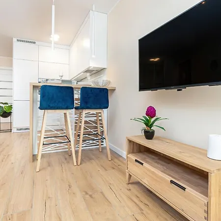 Awanport Zeromskiego By Renters * גדינייה