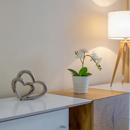 Apartman Awanport Zeromskiego By Renters *