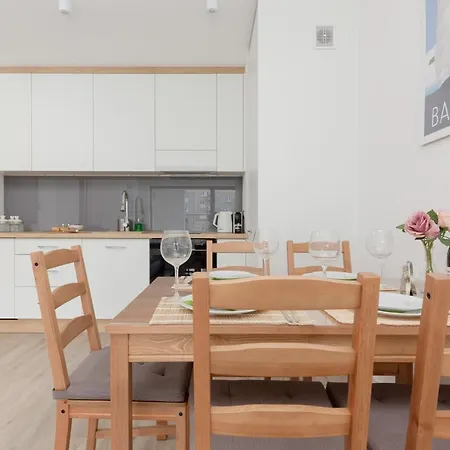 Awanport Zeromskiego By Renters * גדינייה