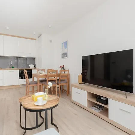 Awanport Zeromskiego By Renters Apartman *